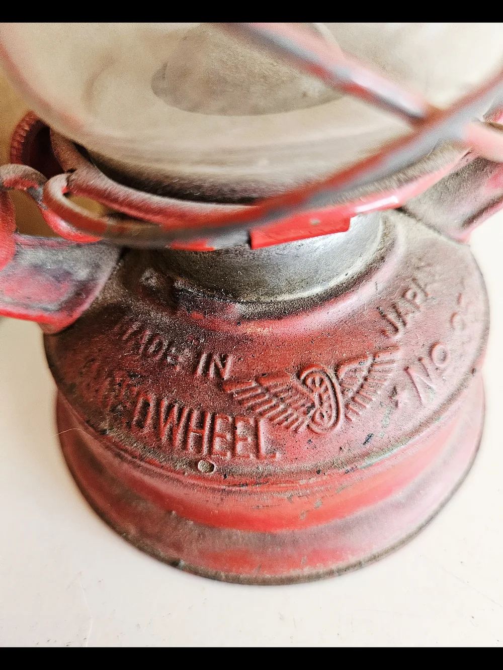 Red Vintage-Style Winged Wheel Red Oil Lantern # 350 Metal Lantern - Home Accent